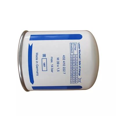 4324102227 エンジンの部品 エンジニアリング機械のためのオイルフィルター要素 P953571 0699387