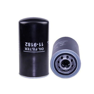 ブラック重用スペアパーツ オイルフィルター P550835 LF550835 トラックエンジン