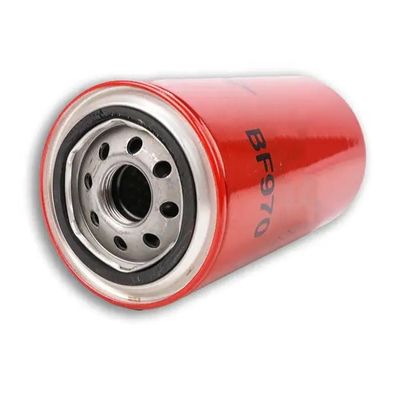 93*93*174mm P557440 トラクターとトラック用燃料フィルター部品