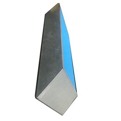 P032767-016-340 トラクターエンジン部品のためのハニーカム空気フィルター要素 1-800-365-1331