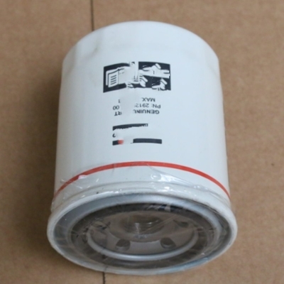 トラックエンジンのためのオイルフィルター P502051 MD162326C MIU800650 A3EB1531550 60058455 7417534