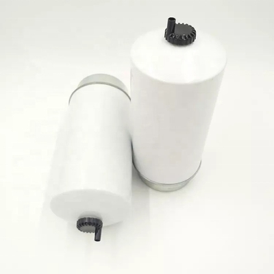 フィルター紙と鉄燃料水分離器 P564278 エグババター・トラクター・エンジンの部品