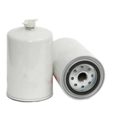Z144 トラック用ディーゼルエンジンの燃料水分離フィルター 部品 P558712 3I1378 FF58712 4614878 DNP558712